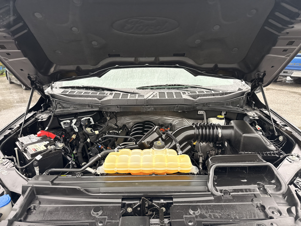 Ford F-150 SuperCrew 150" XLT 4WD 2023