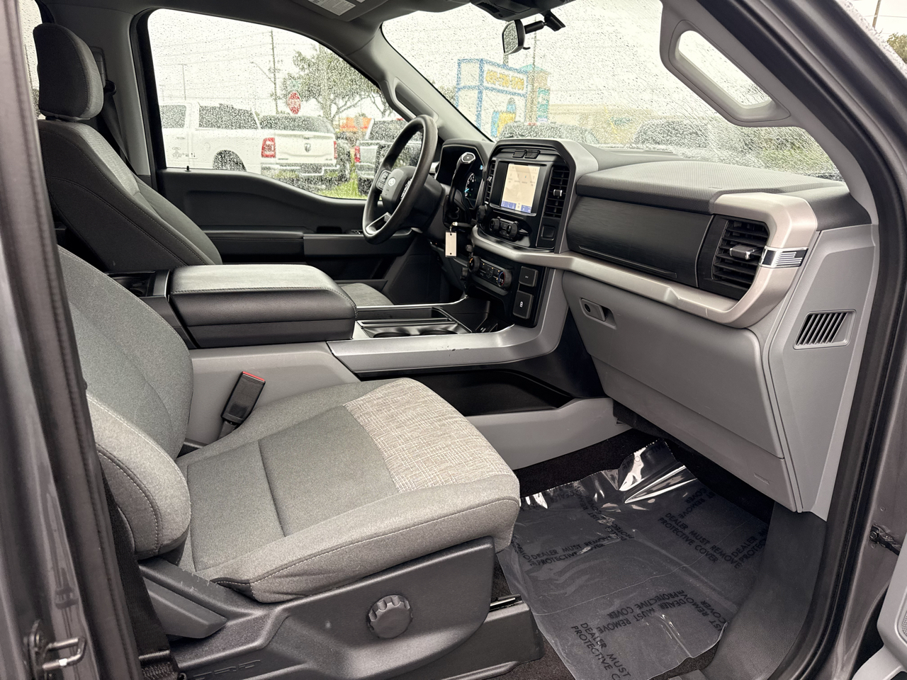 Ford F-150 SuperCrew 150" XLT 4WD 2023