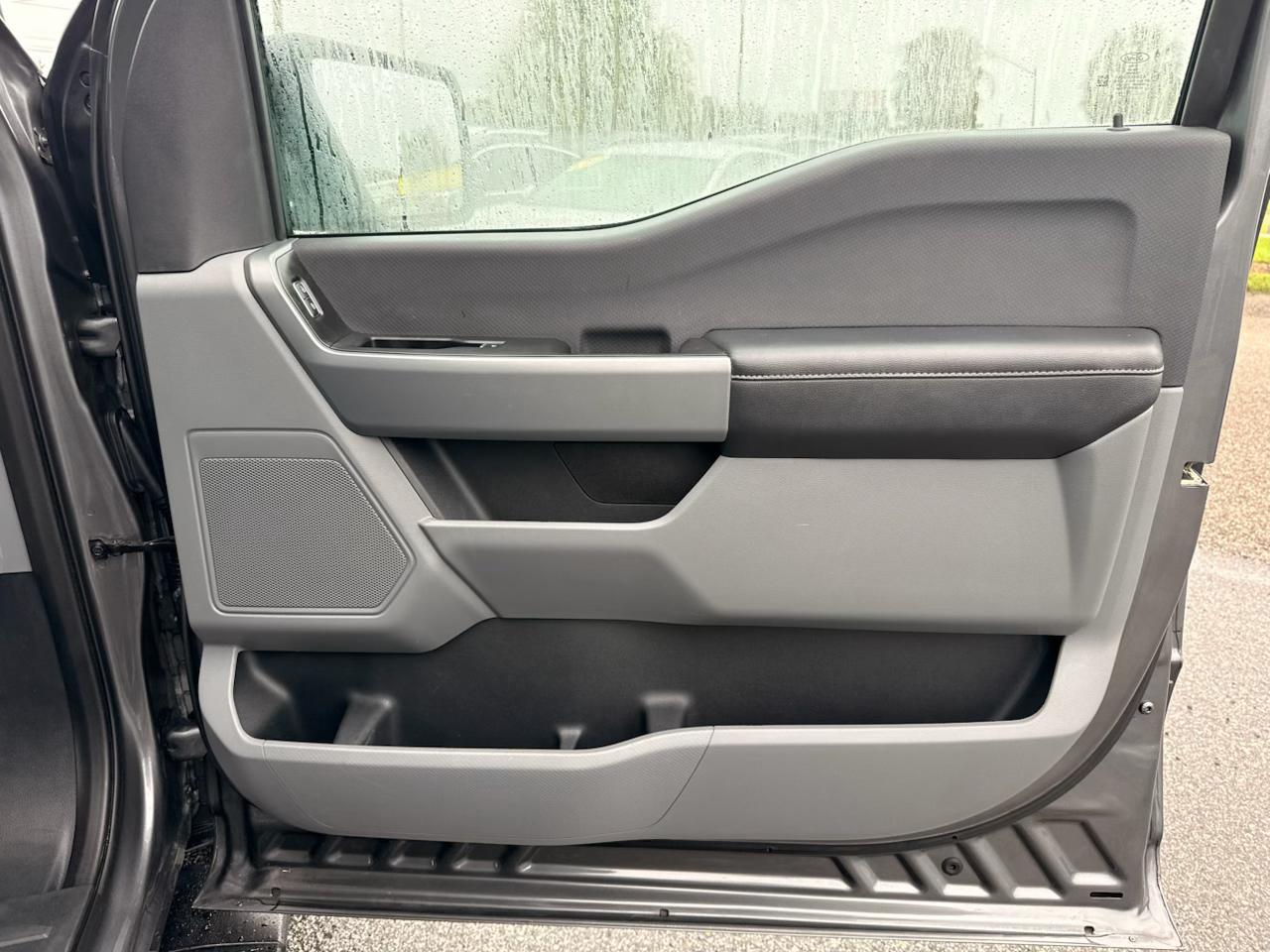 Ford F-150 SuperCrew 150" XLT 4WD 2023