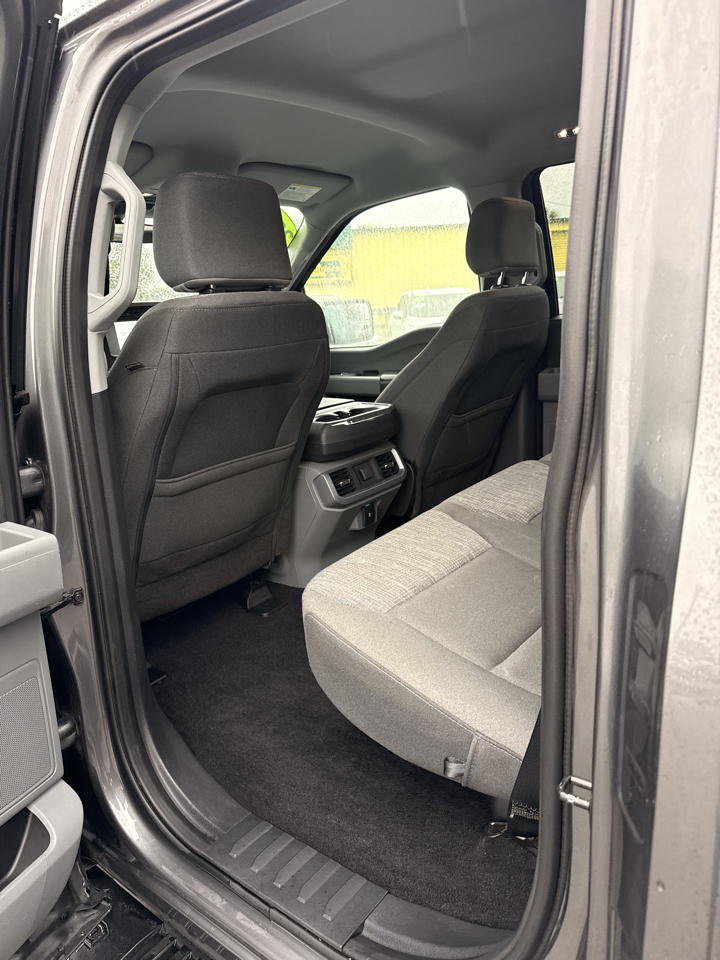 Ford F-150 SuperCrew 150" XLT 4WD 2023