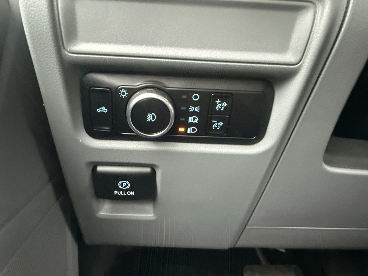Ford F-150 SuperCrew 150" XLT 4WD 2023