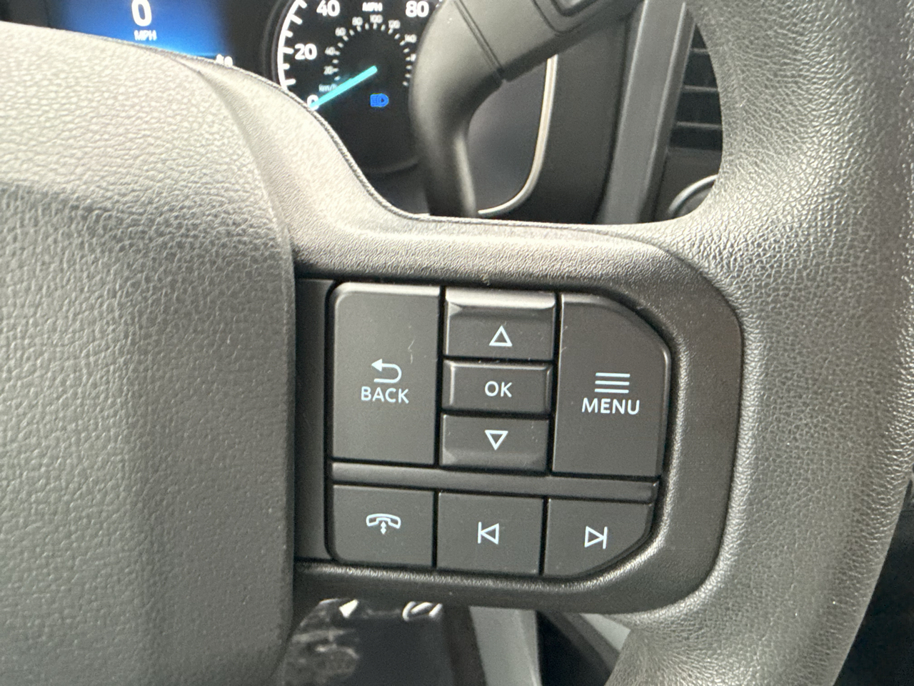 Ford F-150 SuperCrew 150" XLT 4WD 2023
