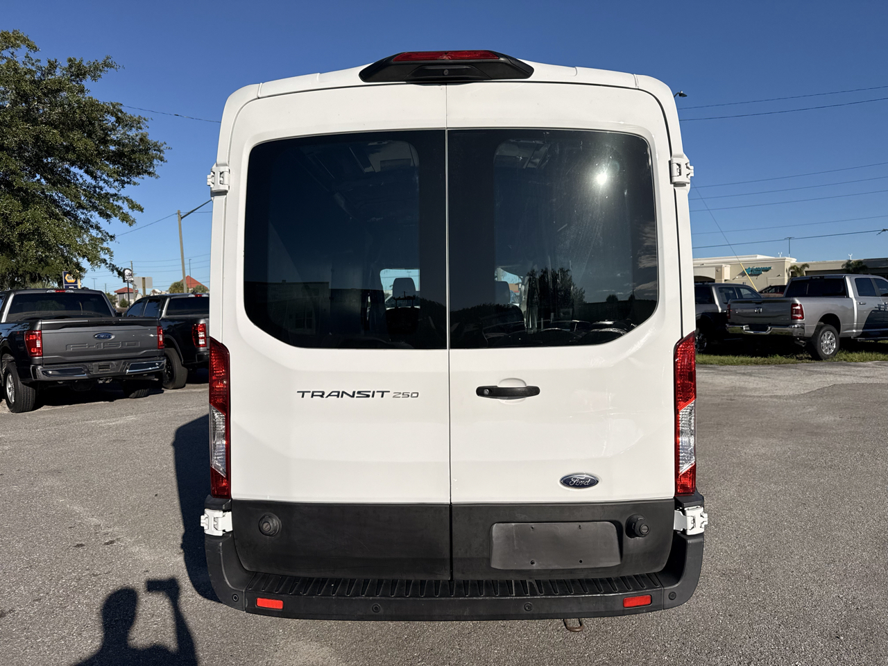 Ford Transit Cargo Van T-250 148" Med Rf 9000 GVWR Sliding RH Dr 2020