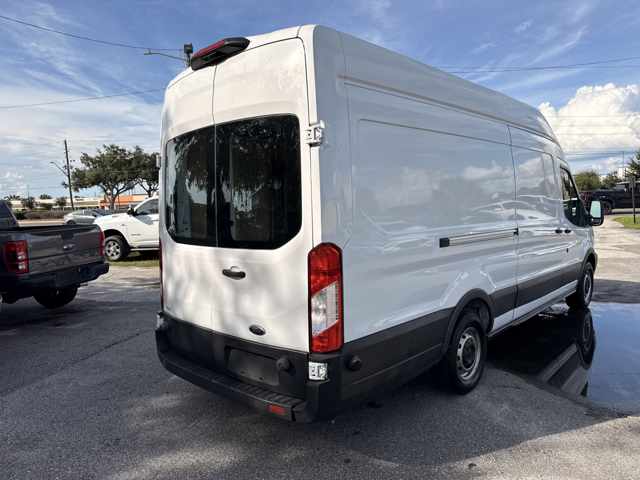 Ford Transit Van T-250 148" EL Hi Rf 9000 GVWR Sliding RH Dr 2018