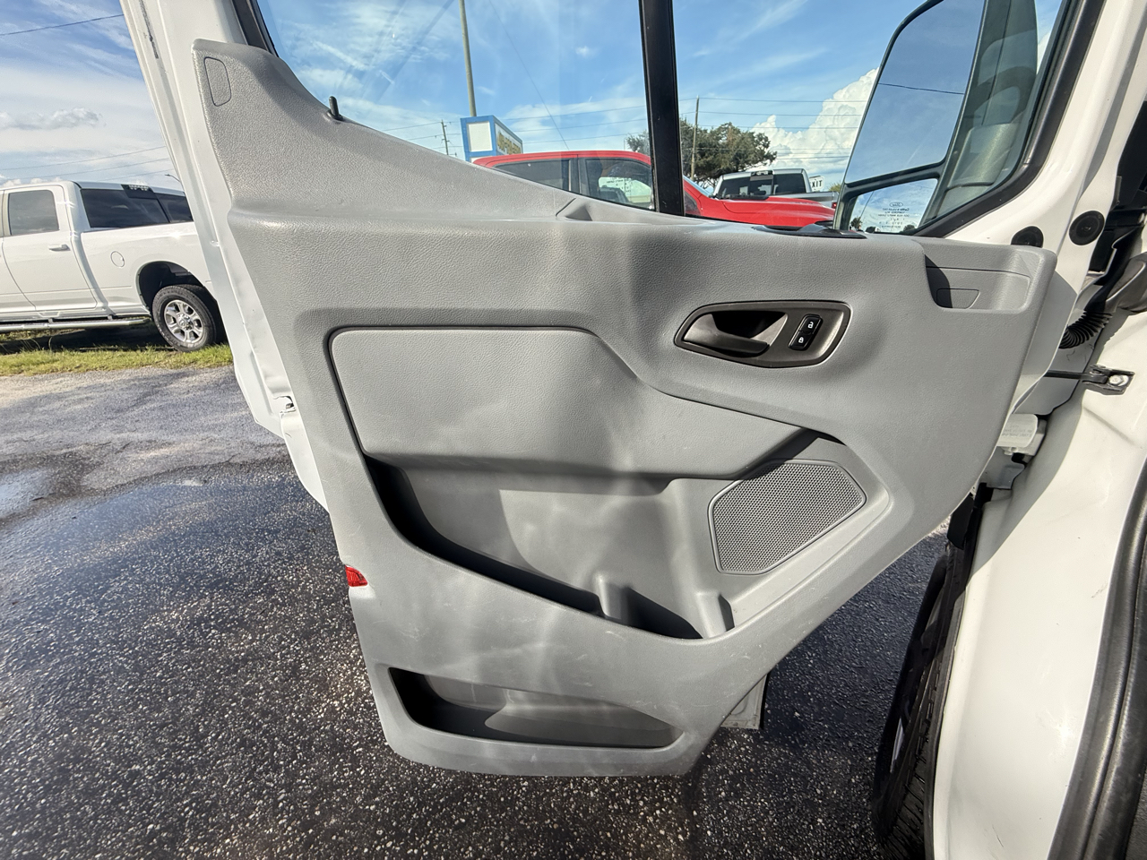 Ford Transit Van T-250 148" EL Hi Rf 9000 GVWR Sliding RH Dr 2018