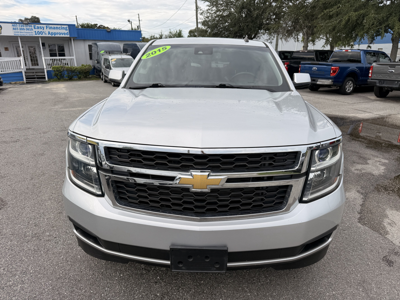 Chevrolet Suburban 4WD 4dr LT 2015