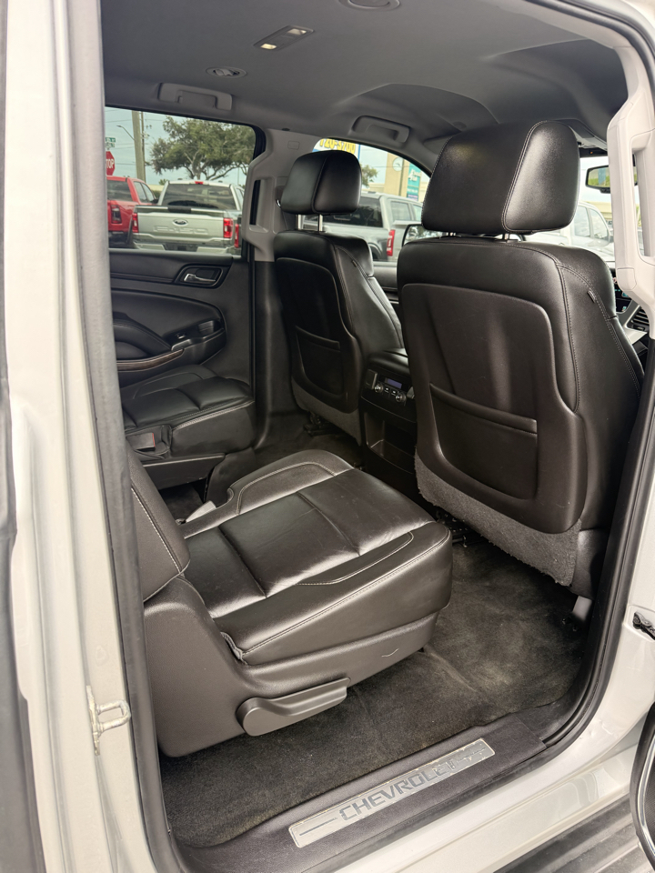 Chevrolet Suburban 4WD 4dr LT 2015