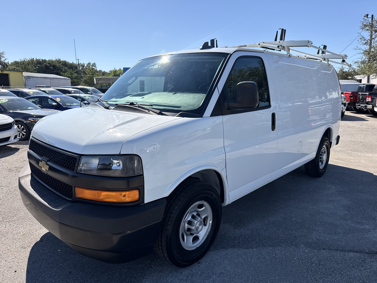 Chevrolet Express Cargo Van RWD 2500 135" 2021