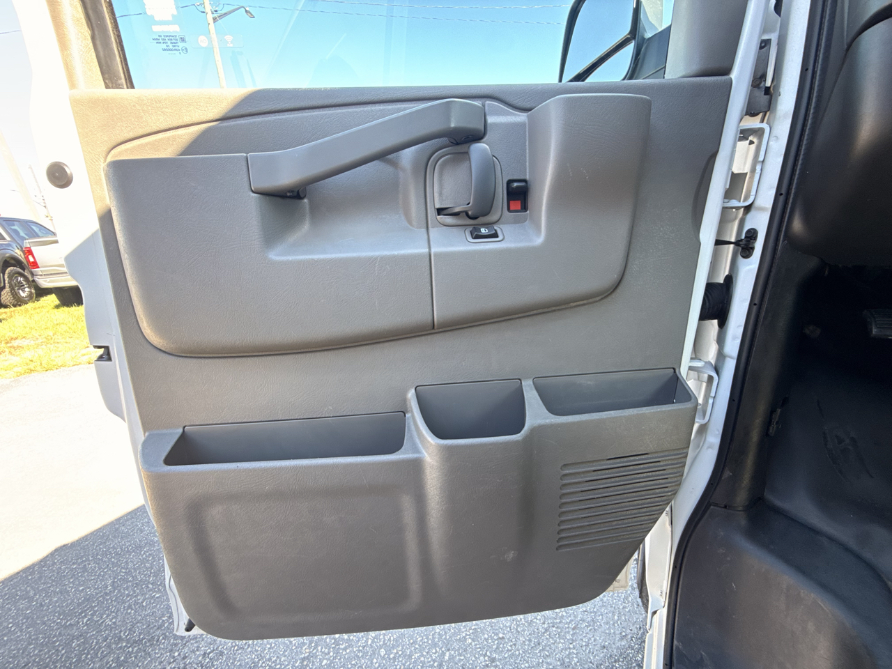 Chevrolet Express Cargo Van RWD 2500 135" 2021