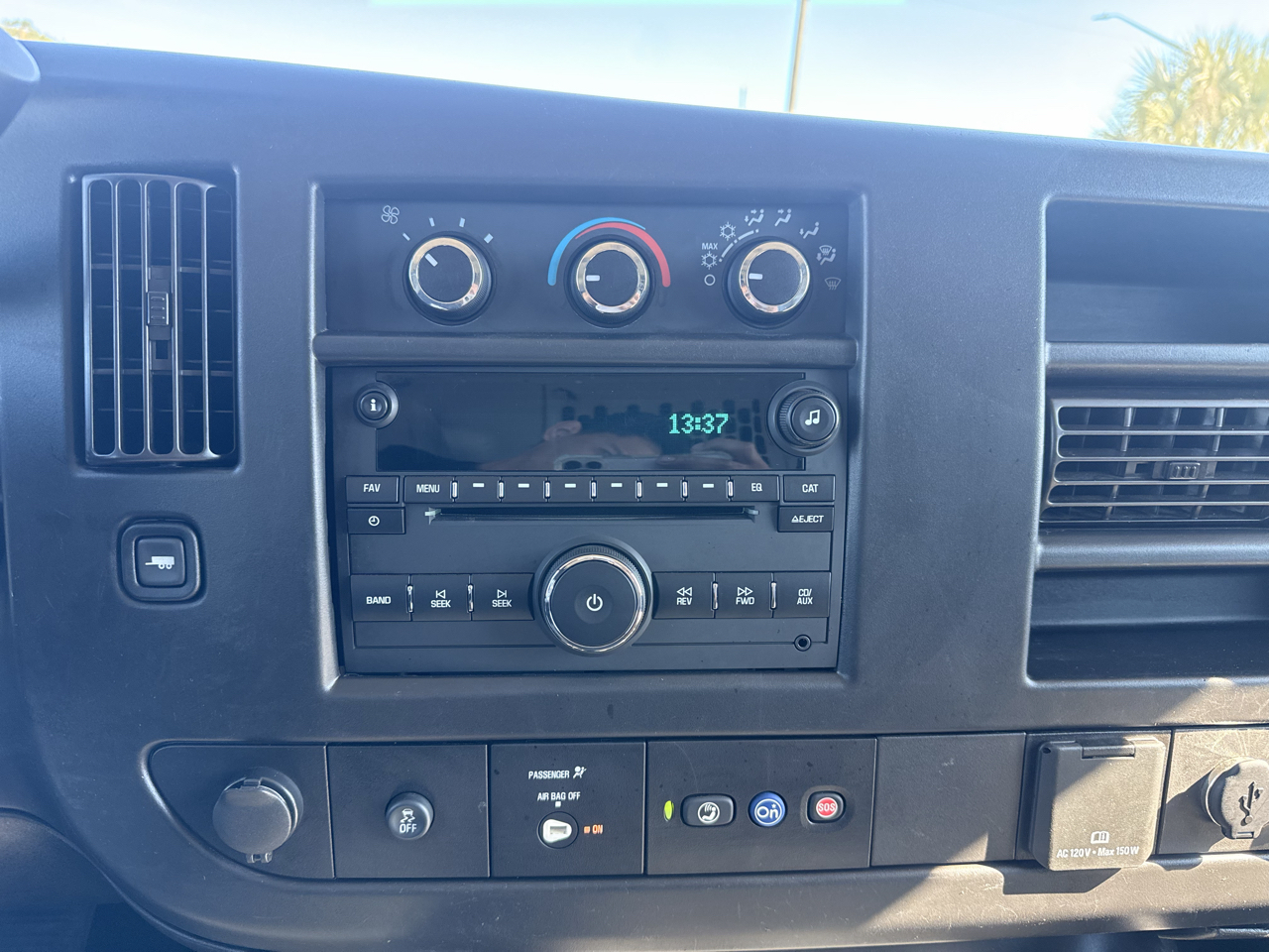 Chevrolet Express Cargo Van RWD 2500 135" 2021