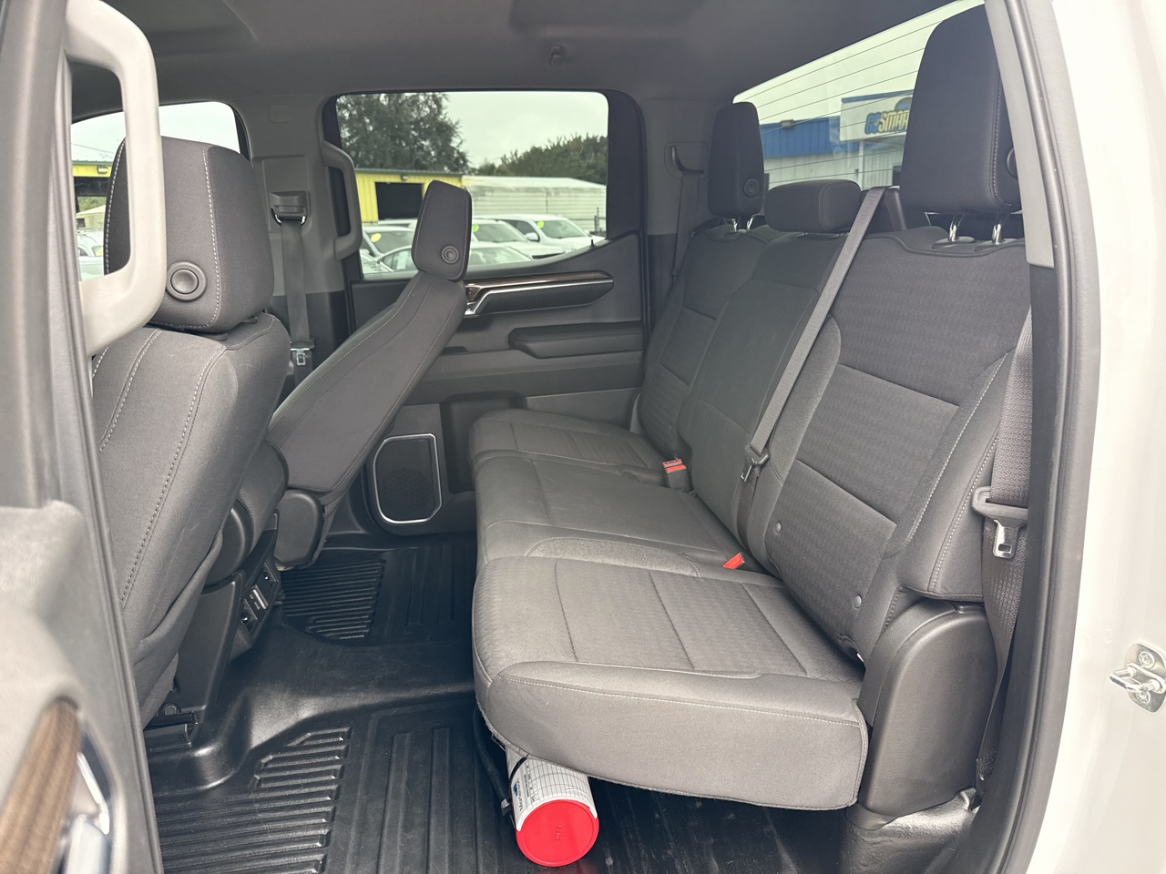 Chevrolet Silverado 1500 4WD Crew Cab 147" LT w/1LT 2023