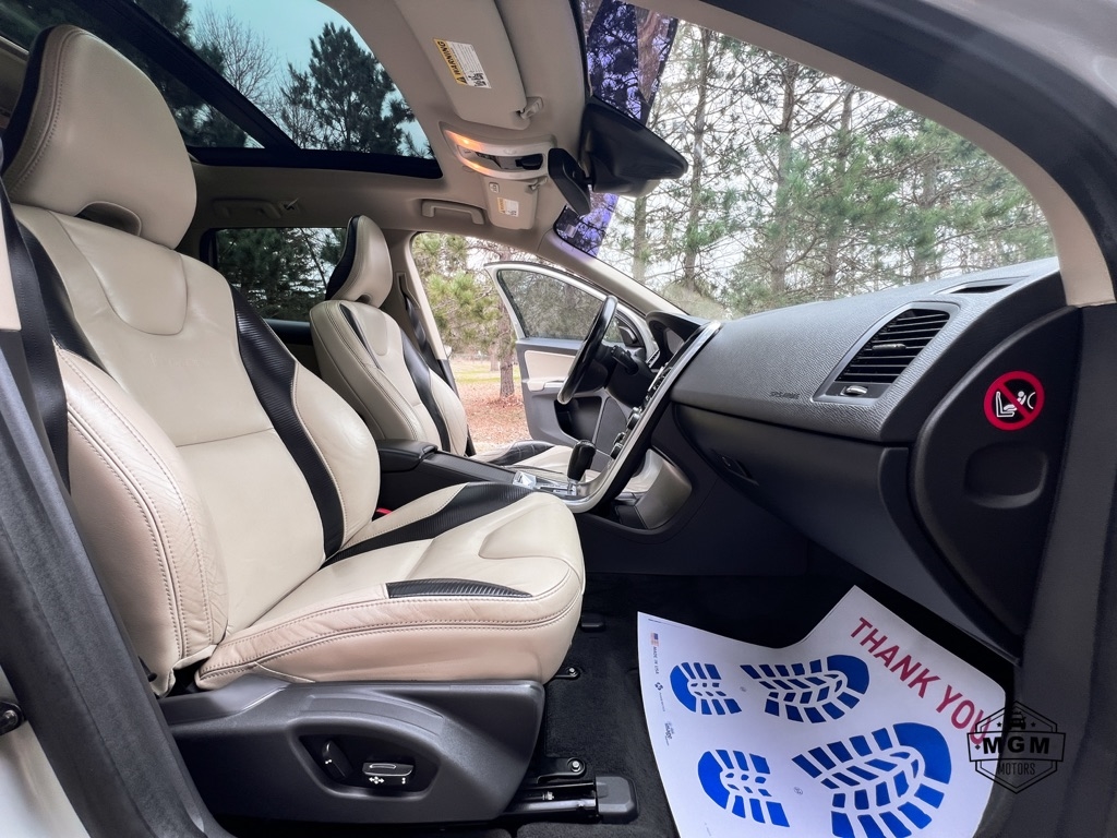 Volvo XC60 T6 AWD R-Design 2012