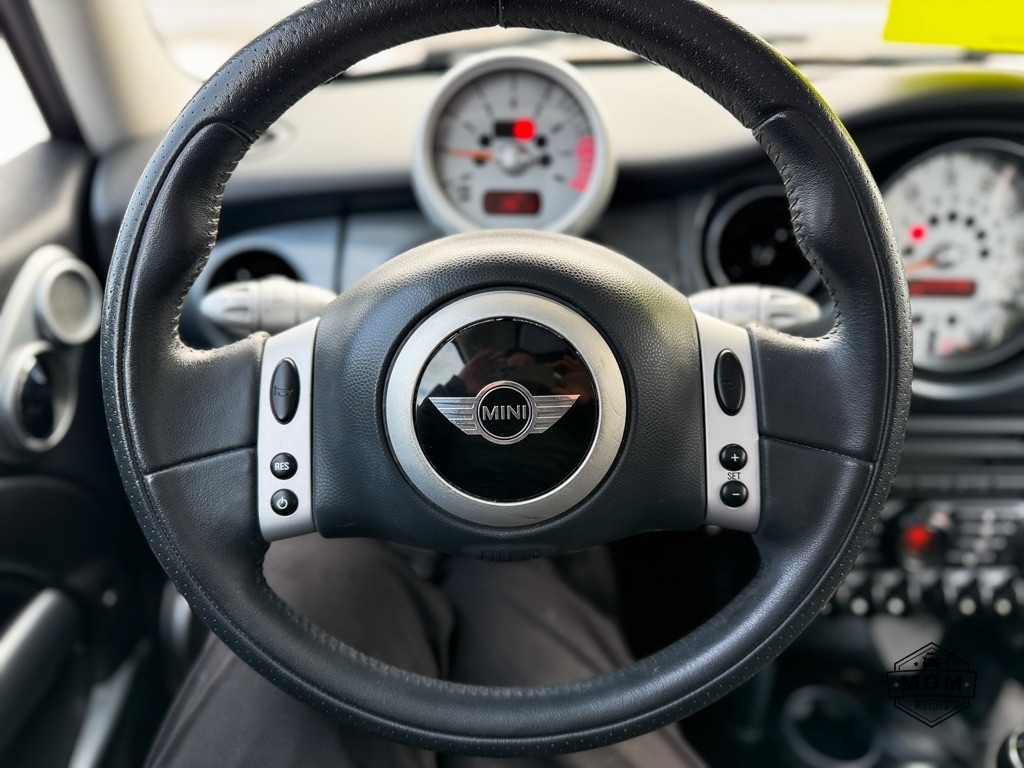 MINI Cooper Base 2004
