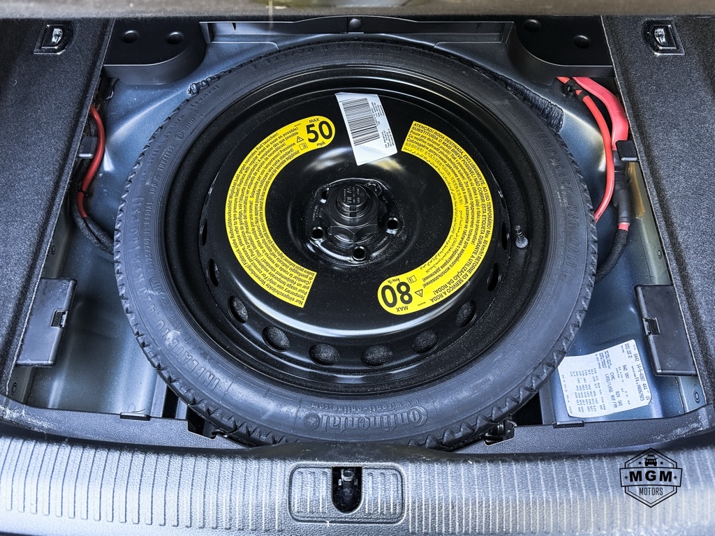 Audi A4 2.0T Prestige quattro Sedan 2017 Audi A4 2.0T Prestige quattro Sedan 2017