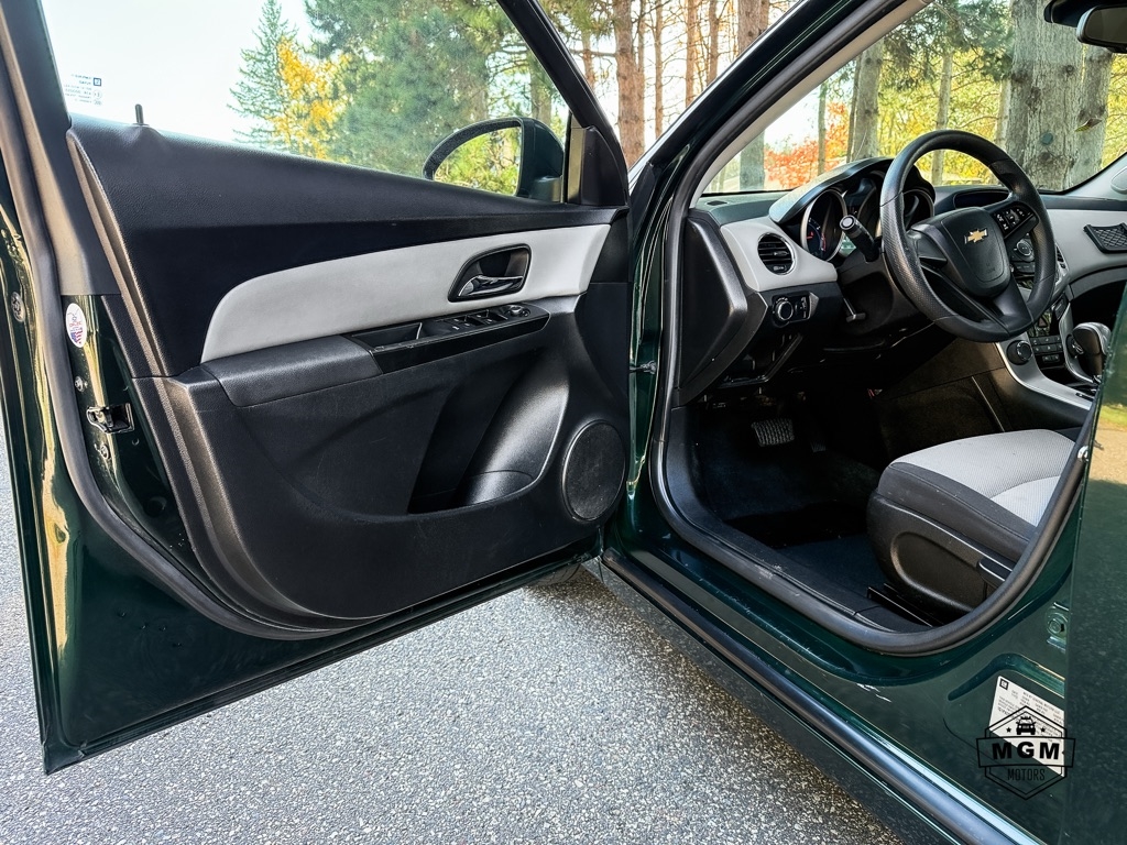 Chevrolet Cruze LS Auto 2014 Chevrolet Cruze LS Auto 2014