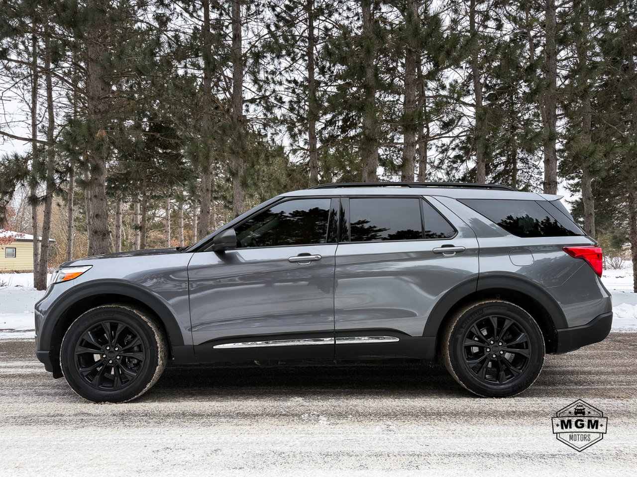 2021 Ford Explorer XLT's photo