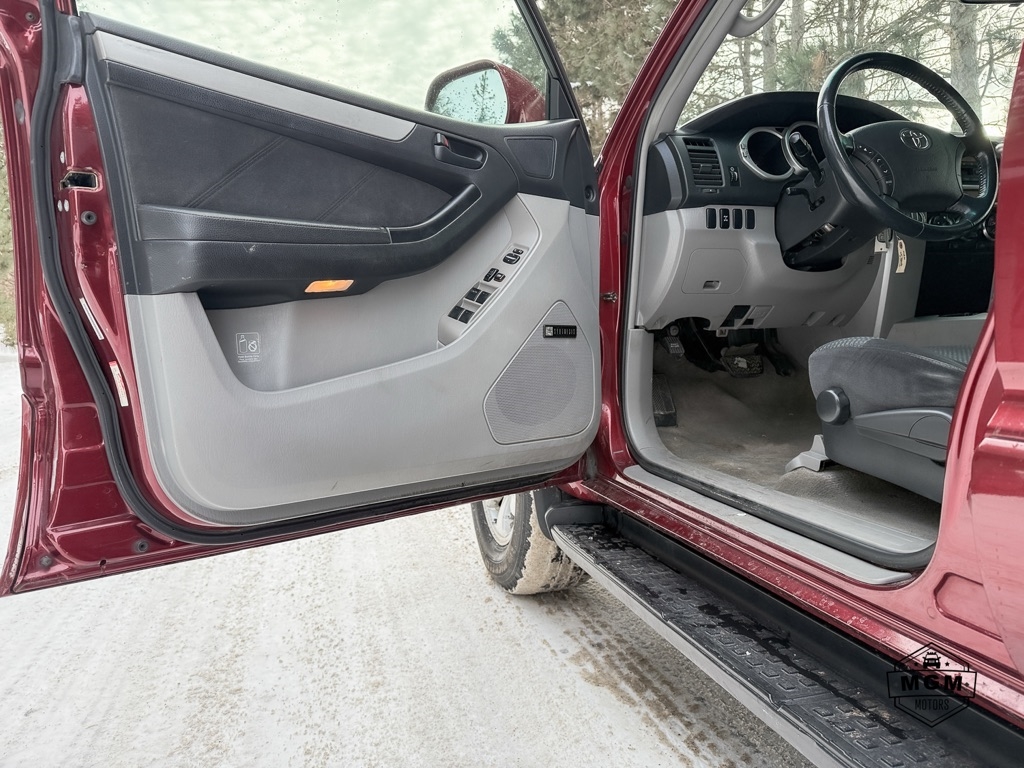 Toyota 4Runner Sport Edition V8 4WD 2005