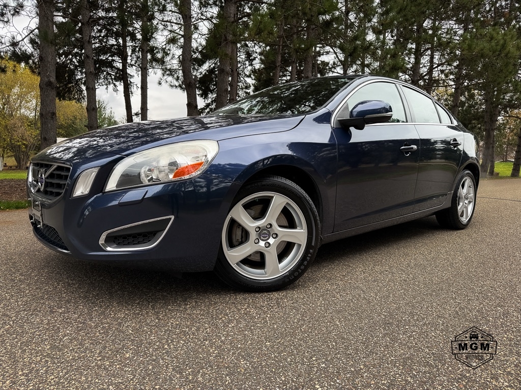 2013 Volvo S60 T5 4D Sedan AWD