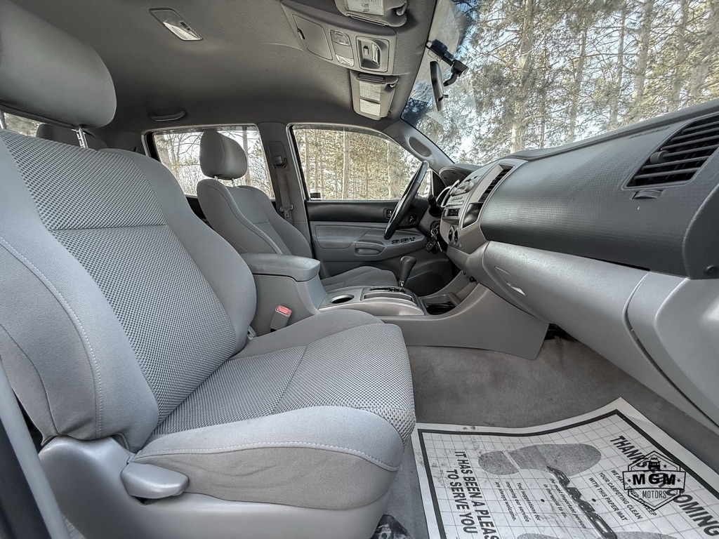 Toyota Tacoma Double Cab V6 Automatic 4WD 2005