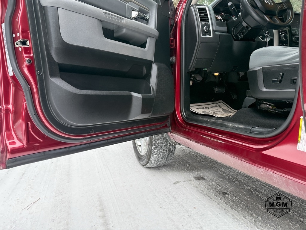 RAM 1500 SLT Crew Cab SWB 4WD 2018