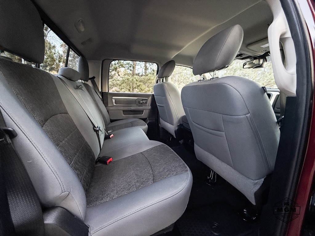 RAM 1500 SLT Crew Cab SWB 4WD 2018