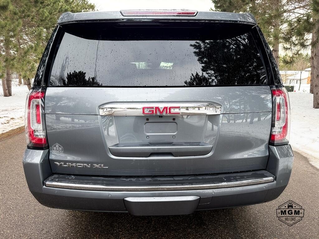 GMC Yukon XL Denali 4WD 2020