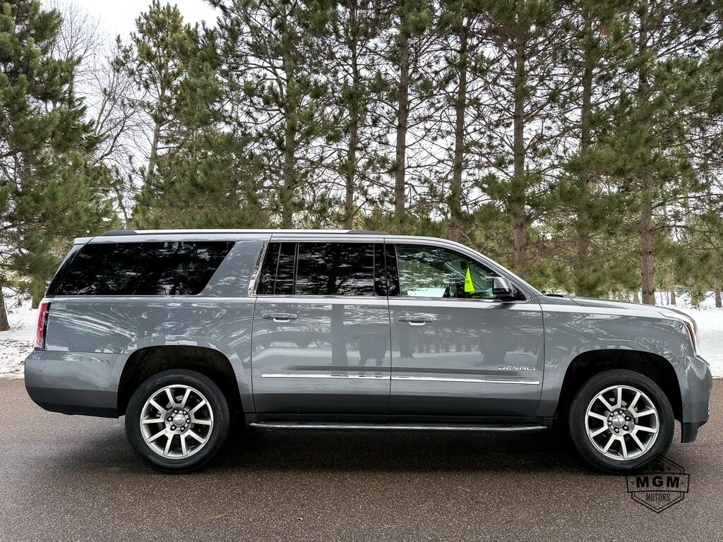 GMC Yukon XL Denali 4WD 2020