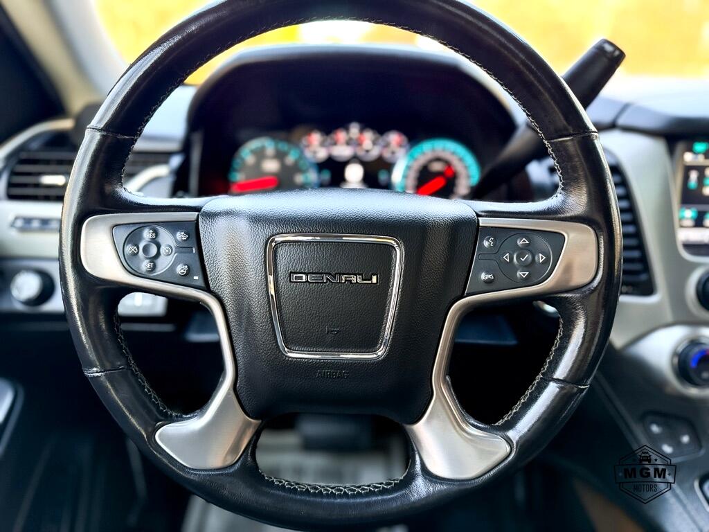 GMC Yukon XL Denali 4WD 2020