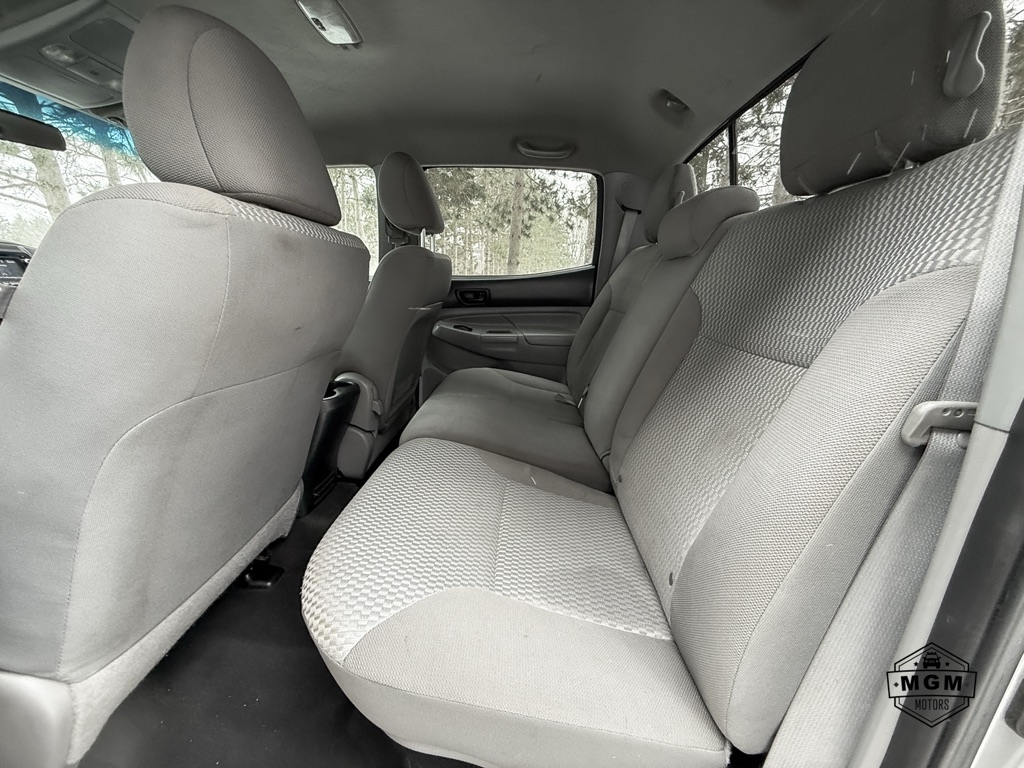 Toyota Tacoma PreRunner Double Cab I4 4AT 2WD 2014