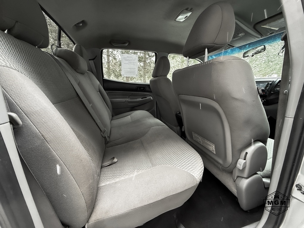 Toyota Tacoma PreRunner Double Cab I4 4AT 2WD 2014