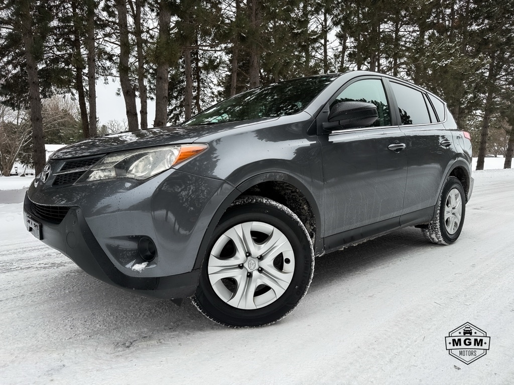 Toyota RAV4 LE AWD 2015