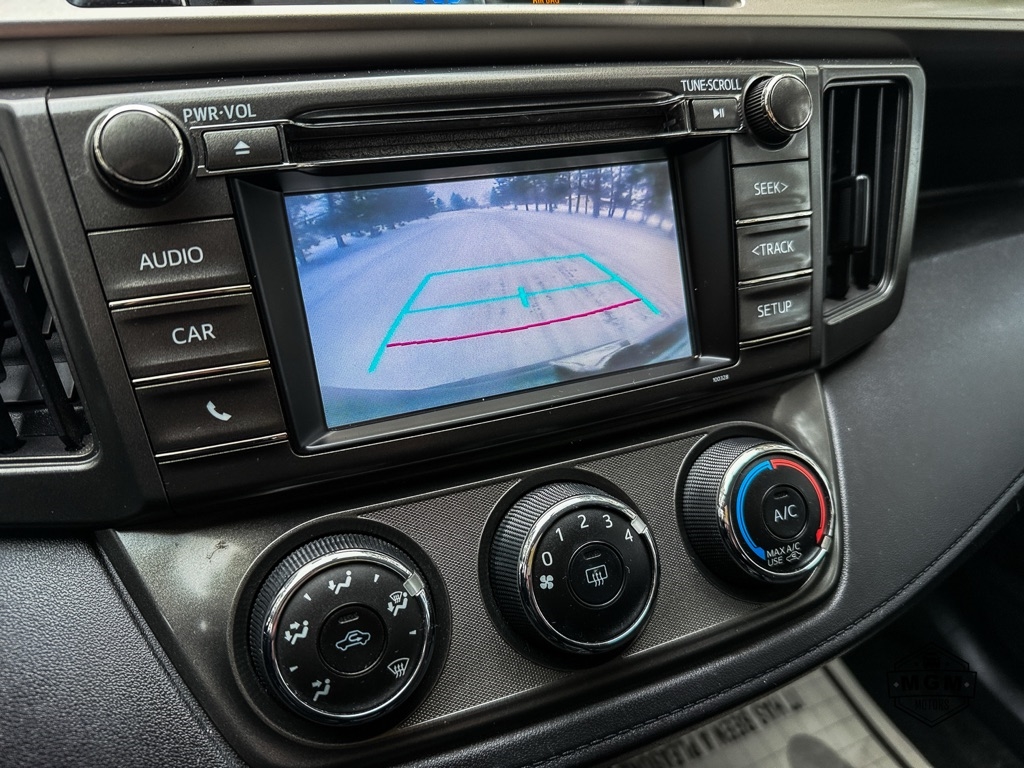 Toyota RAV4 LE AWD 2015