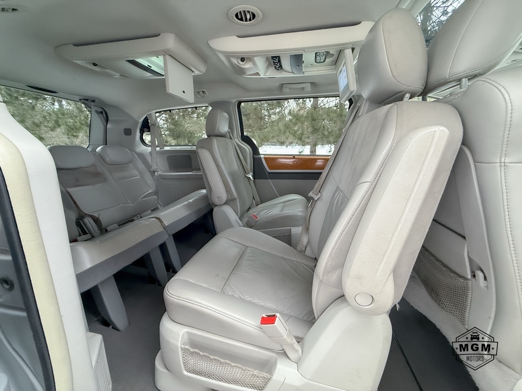 Chrysler Town & Country Limited 2008