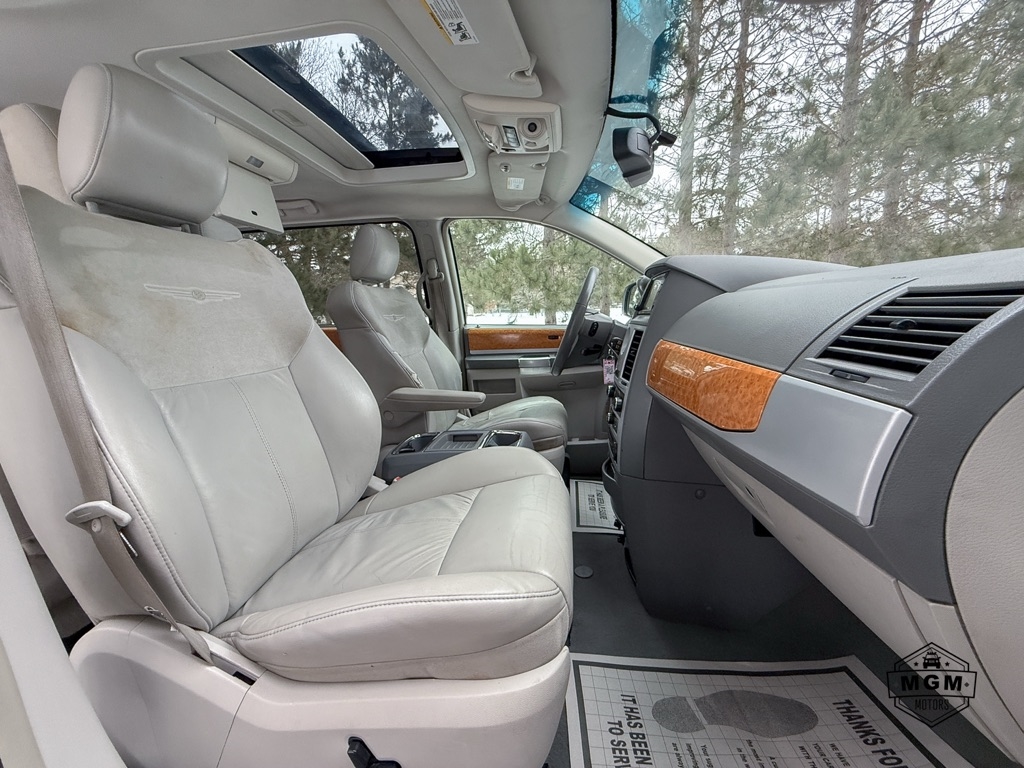 Chrysler Town & Country Limited 2008