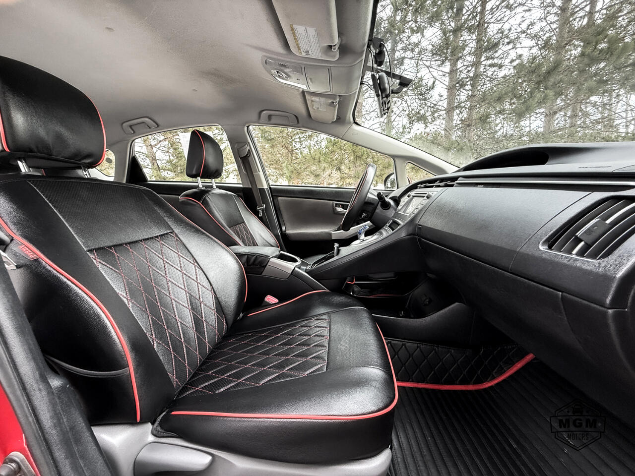 Toyota Prius Prius V 2012