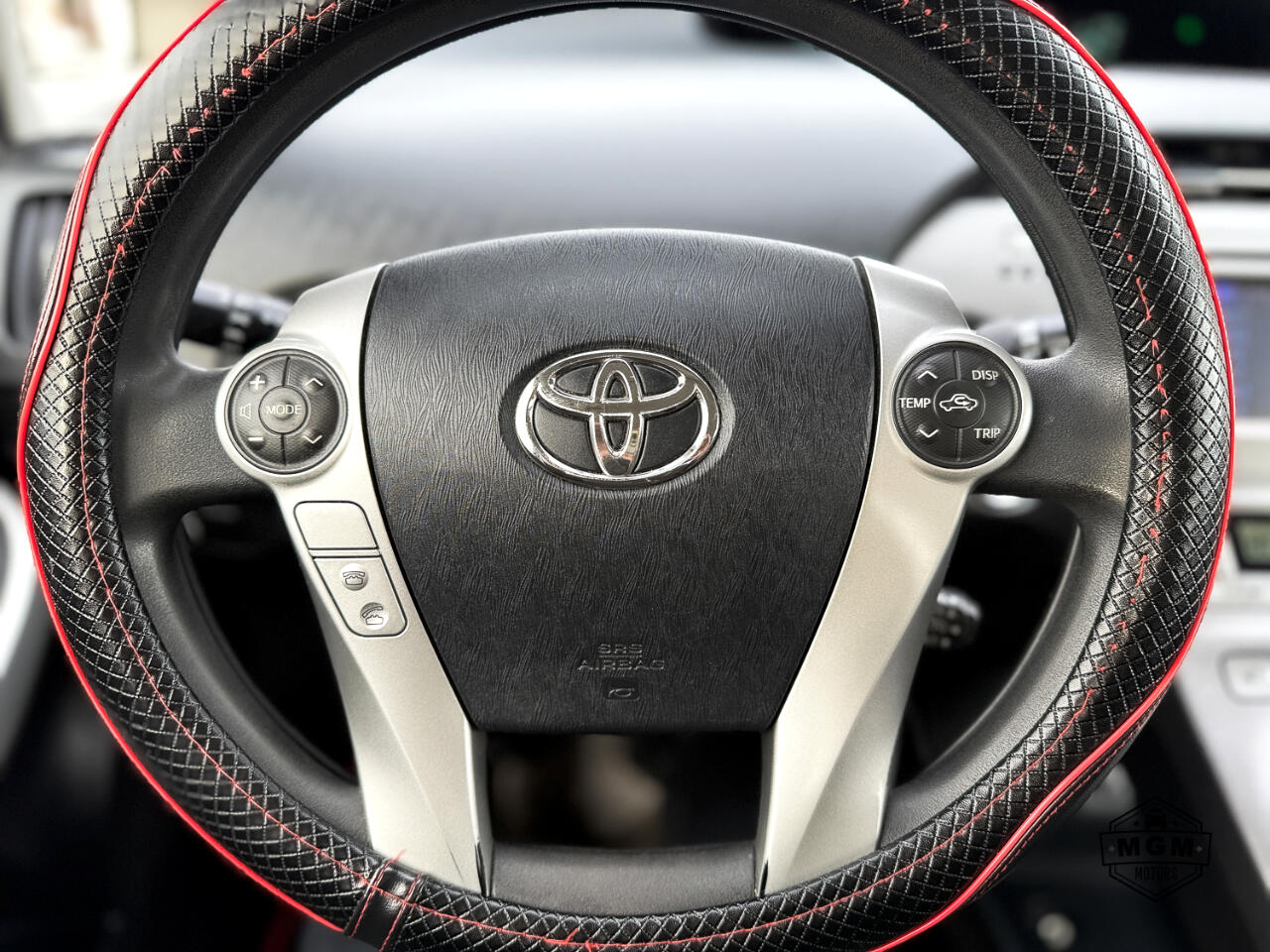 Toyota Prius Prius V 2012