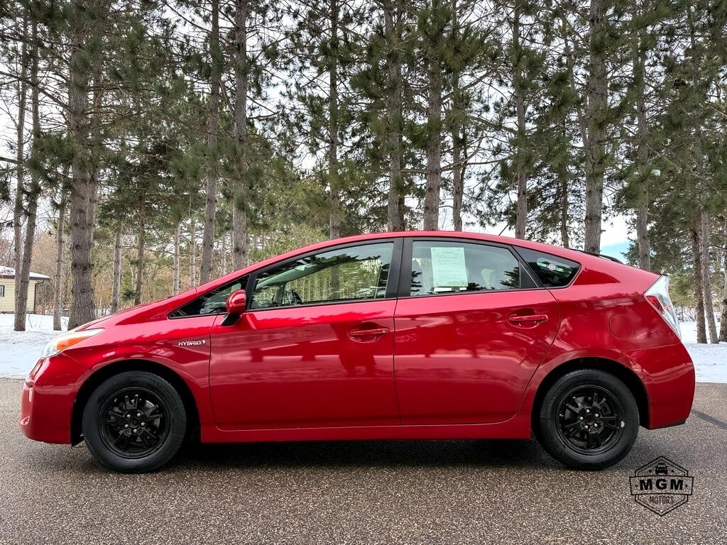 Toyota Prius Prius V 2012