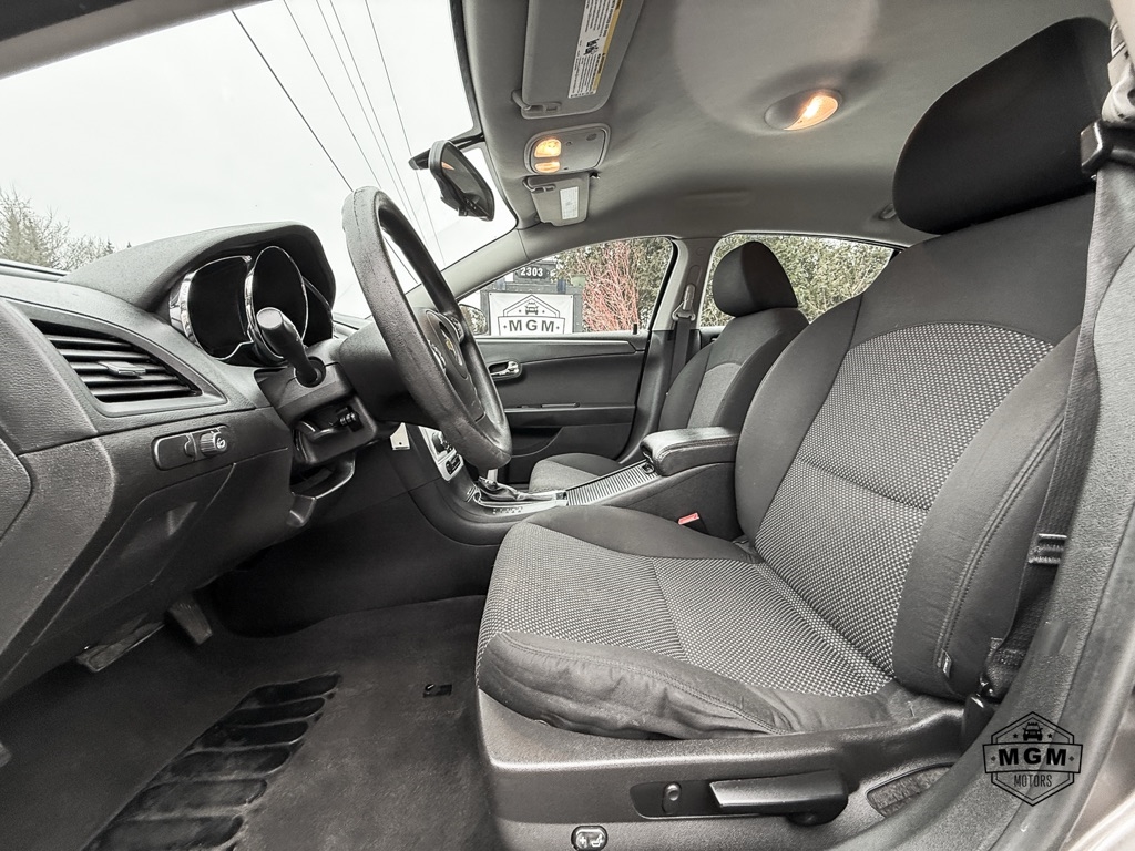 Chevrolet Malibu 1LT 2011