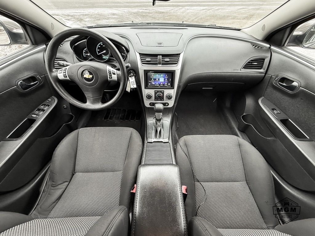 Chevrolet Malibu 1LT 2011