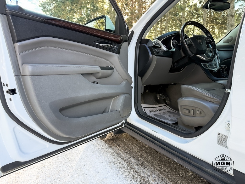 Cadillac SRX Premium AWD 2012