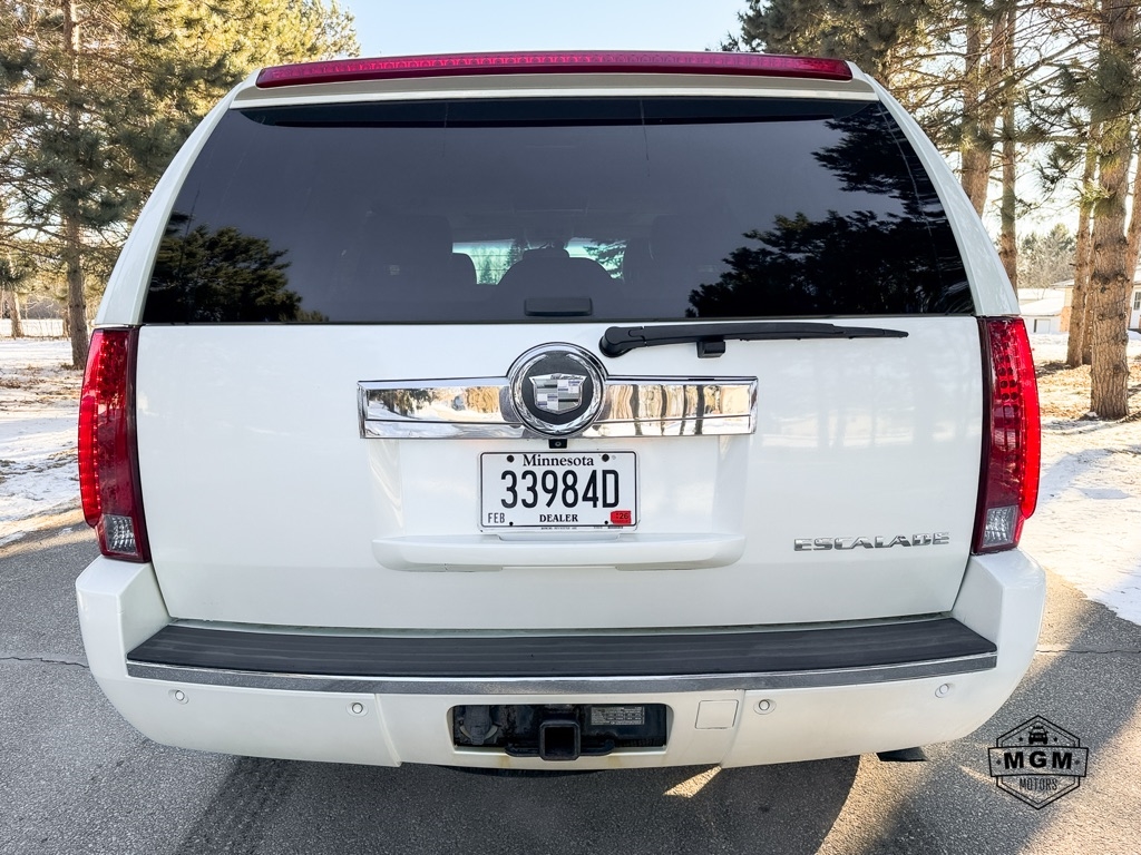 Cadillac Escalade AWD 4dr Luxury 2007