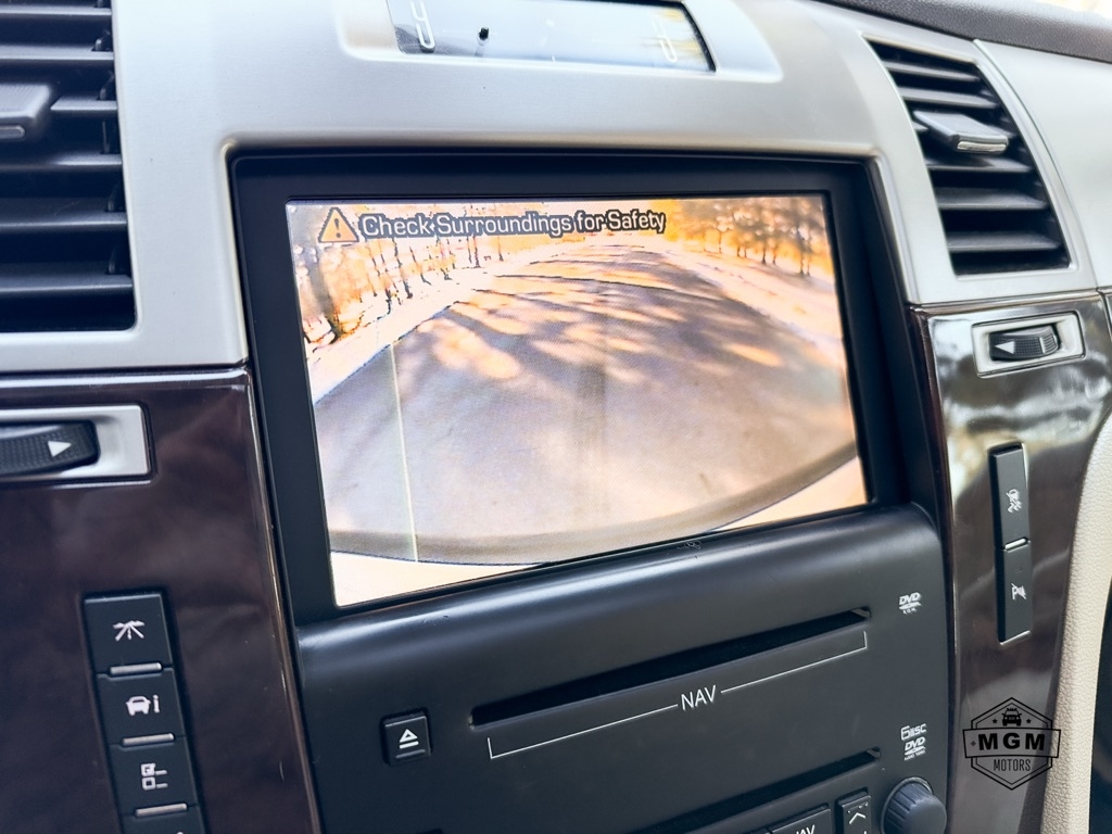 Cadillac Escalade AWD 4dr Luxury 2007