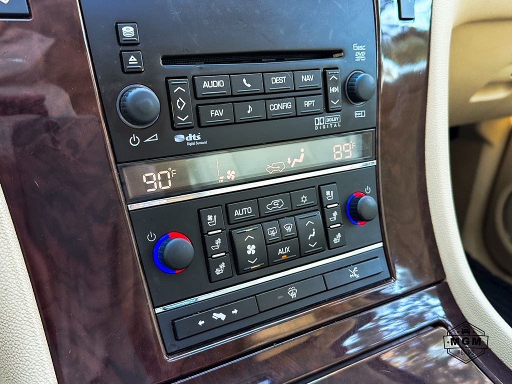 Cadillac Escalade AWD 4dr Luxury 2007