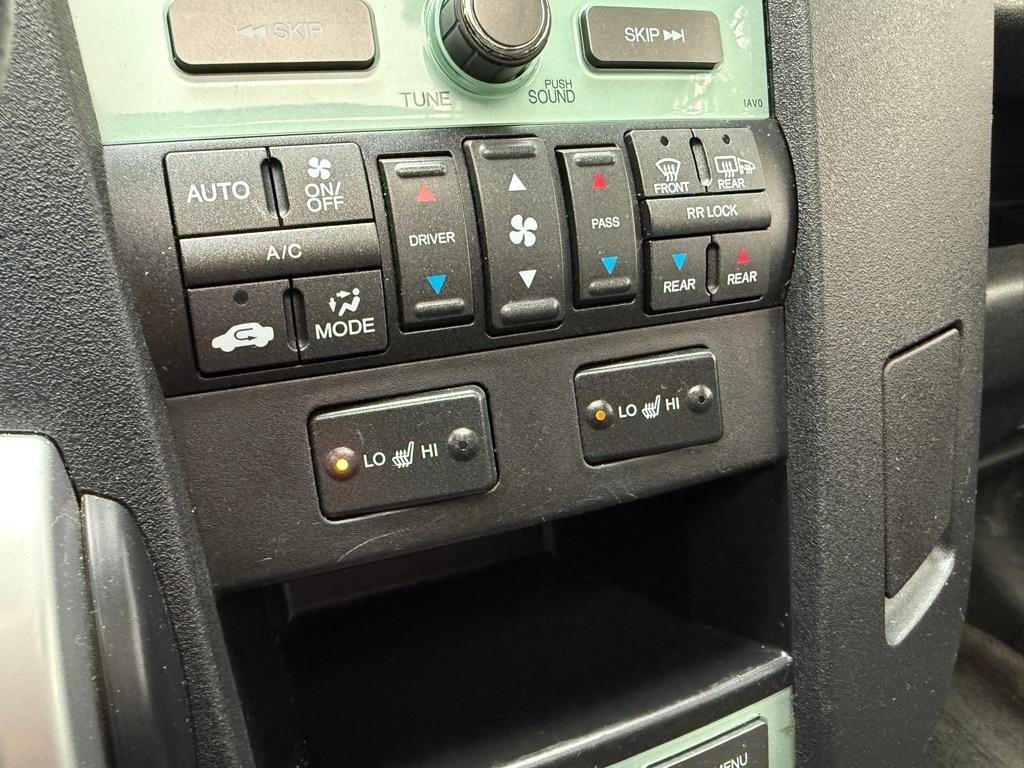 Honda Pilot Touring 4WD 5-Spd AT 2010