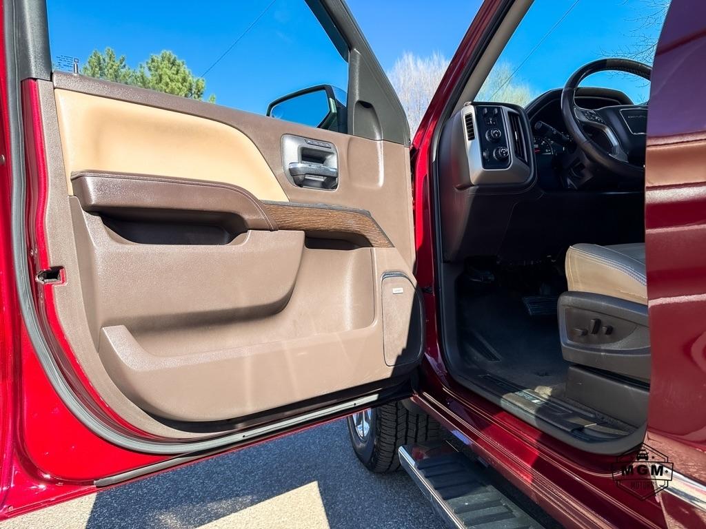 GMC Sierra 1500 Denali Crew Cab Long Box 4WD 2017