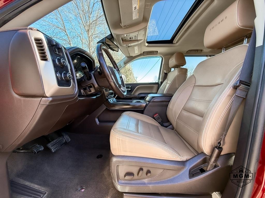 GMC Sierra 1500 Denali Crew Cab Long Box 4WD 2017