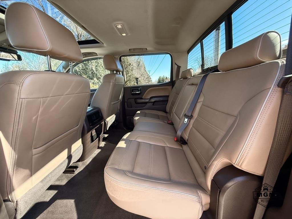 GMC Sierra 1500 Denali Crew Cab Long Box 4WD 2017