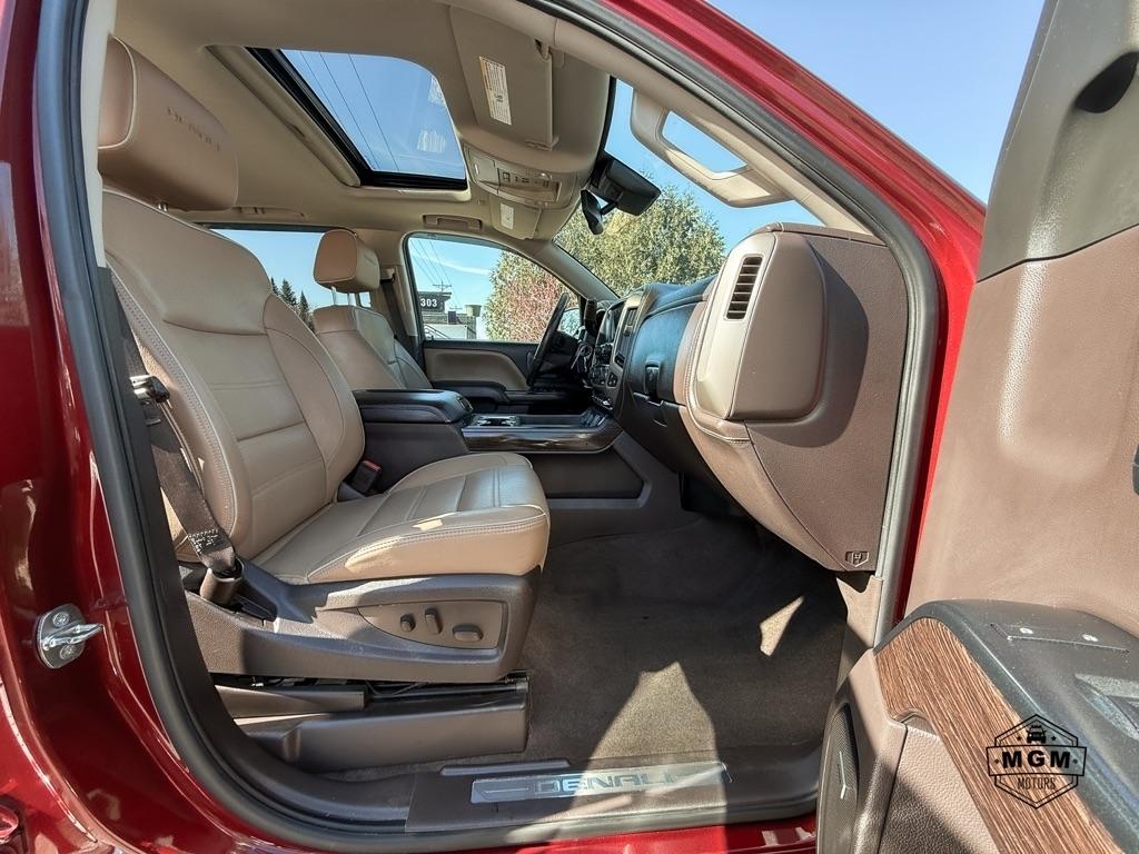 GMC Sierra 1500 Denali Crew Cab Long Box 4WD 2017