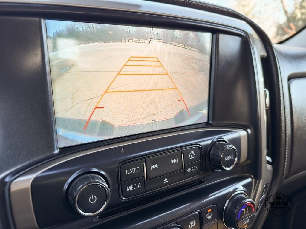 GMC Sierra 1500 Denali Crew Cab Long Box 4WD 2017