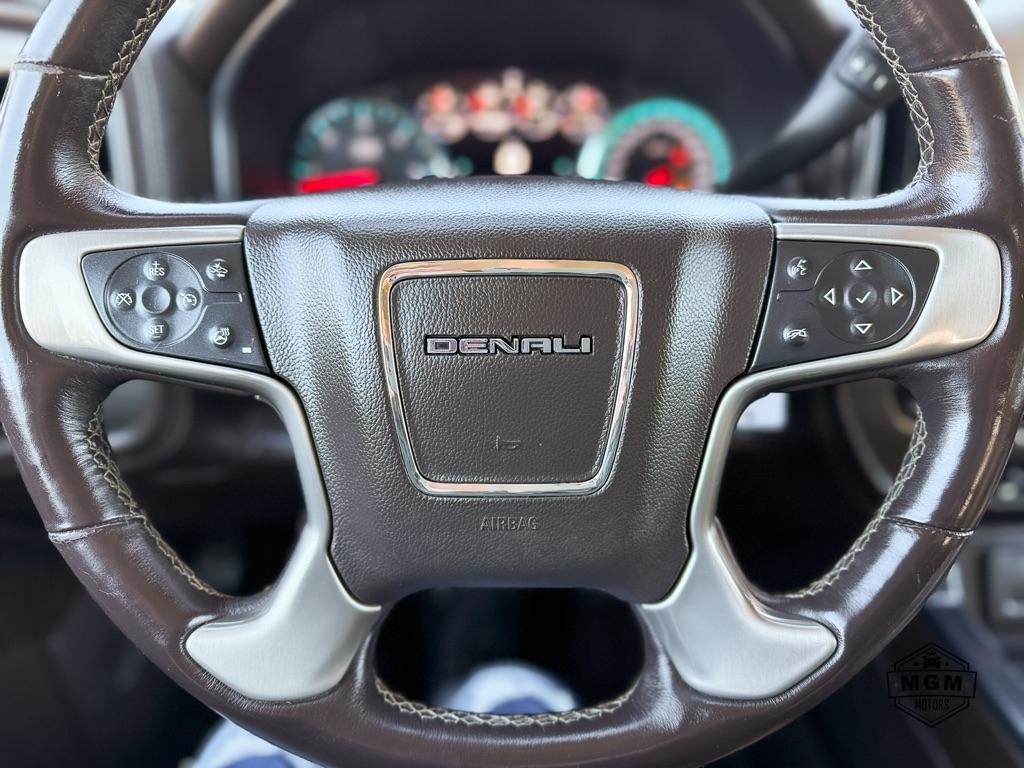 GMC Sierra 1500 Denali Crew Cab Long Box 4WD 2017